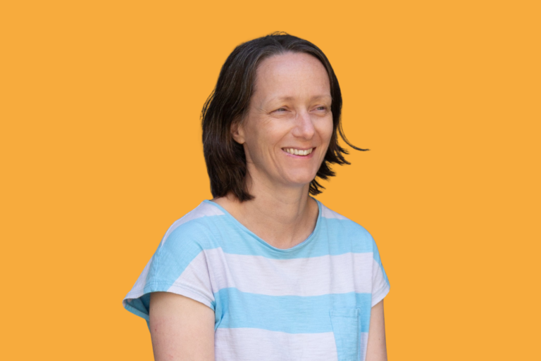 Julia Ward headshot